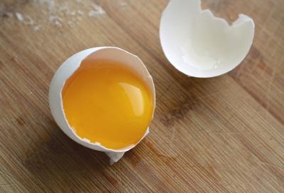 Jajko na miękko, sadzone, lub jajecznica w ciaży - czy można jeść?