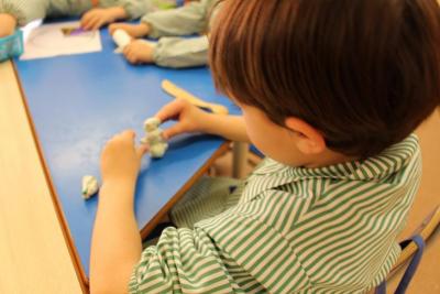 Zabawy z plasteliną dla dzieci i do przedszkola: pomysły i inspiracje