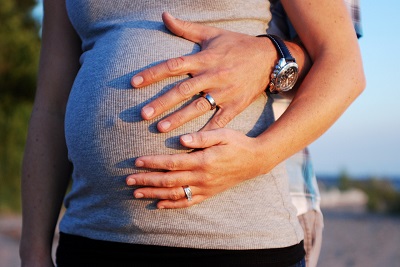 Pierwsze ruchy dziecka a ich dalsza obserwacja na kolejnym etapie ciąży