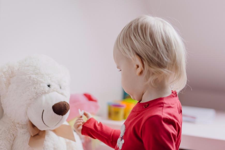 Zabawki interaktywne dla rocznego dziecka: zalety i przegląd interaktywnych propozycji na  roczek